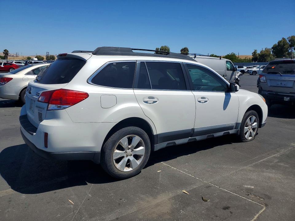 2010 SUBARU OUTBACK 2.5I PREMIUM — Фото 3 из 13