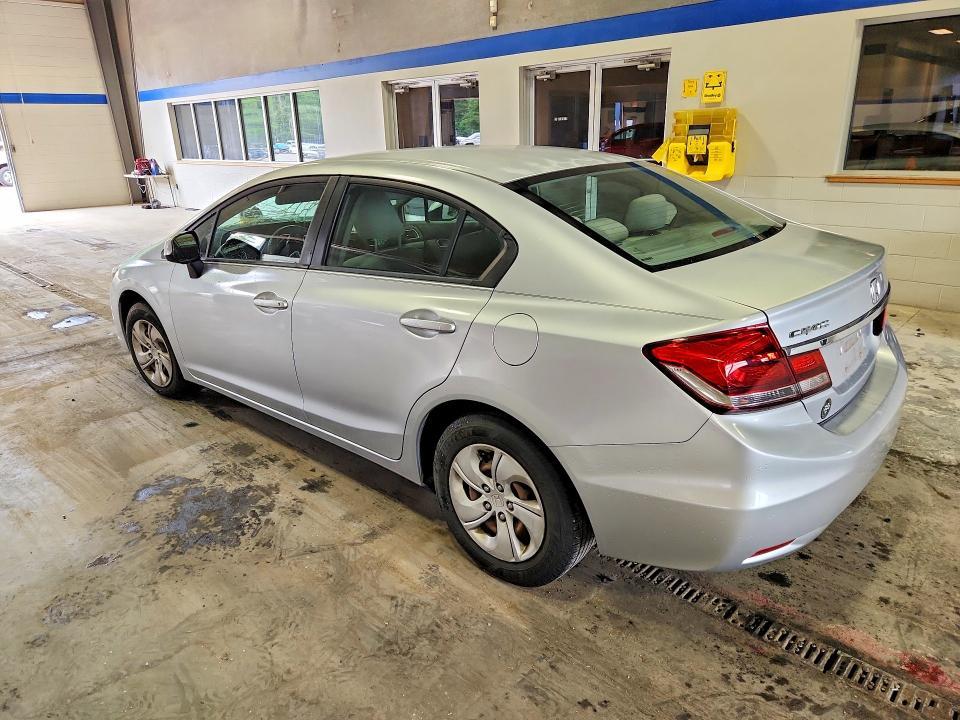 2HGFB2F57DH570289 2013 HONDA CIVIC photo no. 2