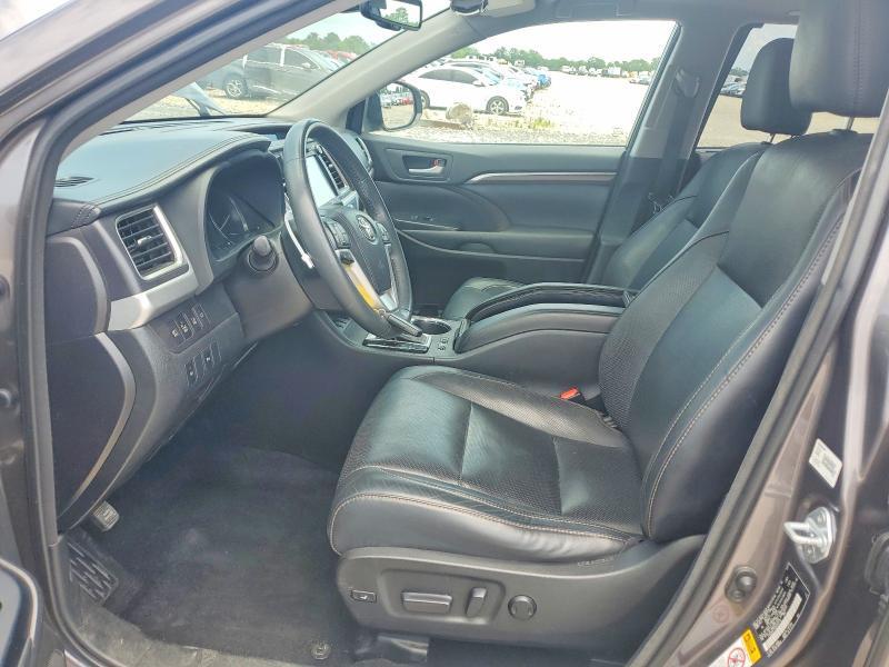 2016 TOYOTA HIGHLANDER LIMITED — Фото 7 из 14