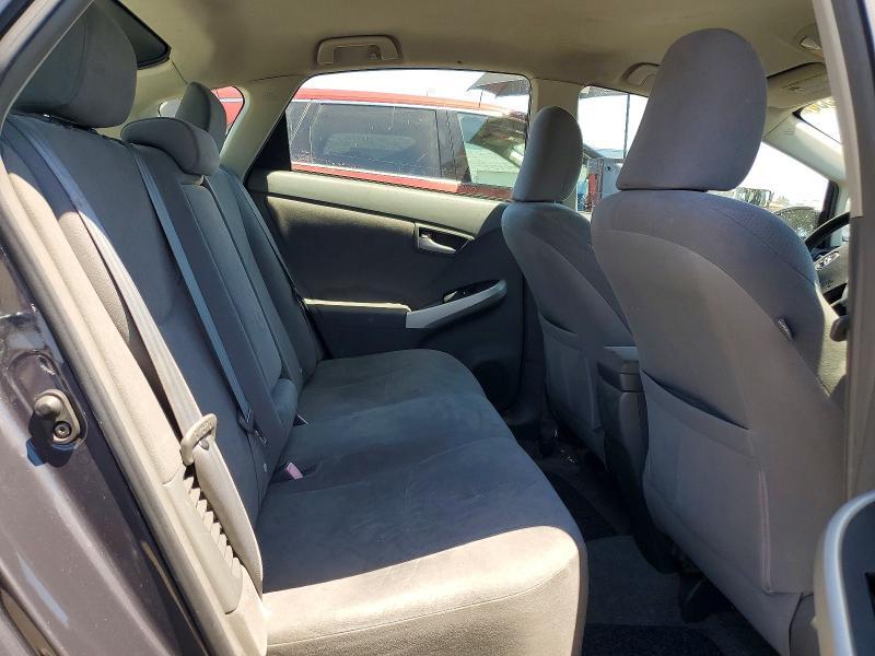 2010 TOYOTA PRIUS II — Фото 10 из 12