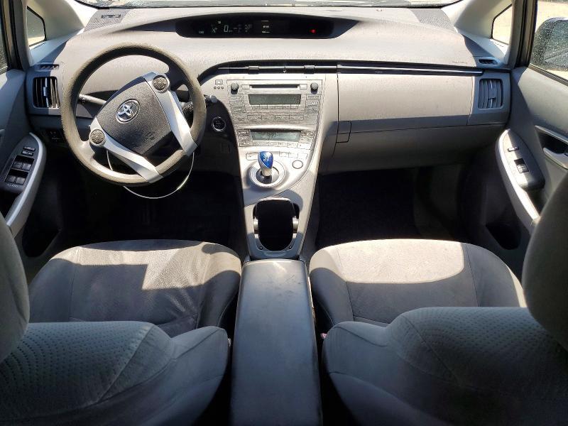 2010 TOYOTA PRIUS II — Фото 8 из 12