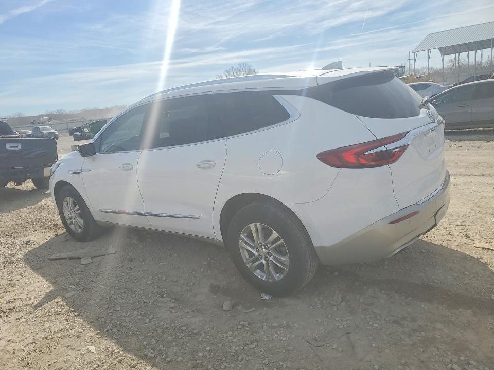 2021 BUICK ENCLAVE ESSENCE — Фото 2 из 13