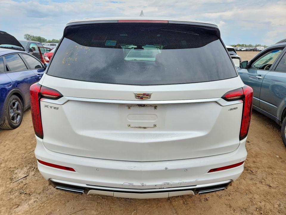 2021 CADILLAC XT6 PREMIUM LUXURY — Фото 6 из 12