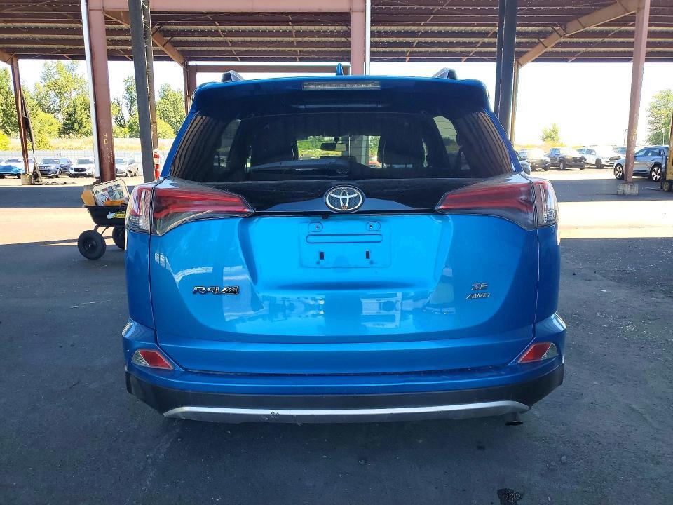 2016 TOYOTA RAV4 SE — Фото 6 из 12