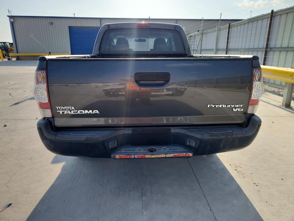 2010 TOYOTA TACOMA PRERUNNER V6 — Фото 6 из 12