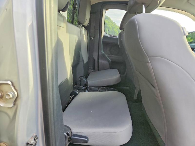 2016 TOYOTA TACOMA SR5 — Фото 10 из 12