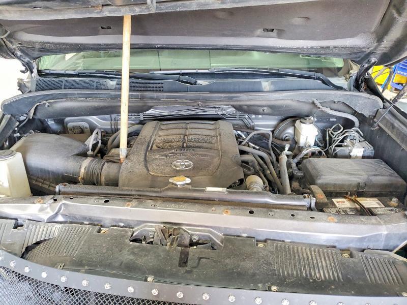 2016 TOYOTA TUNDRA SR5 — Фото 11 из 12