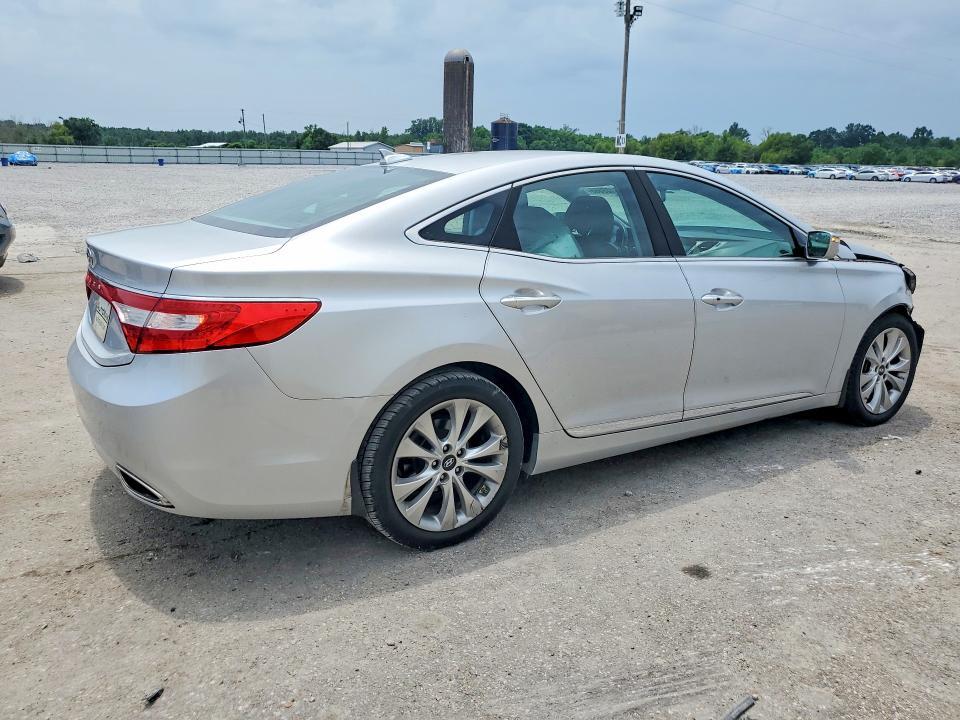 KMHFG4JG4DA240737 2013 HYUNDAI AZERA photo no. 3