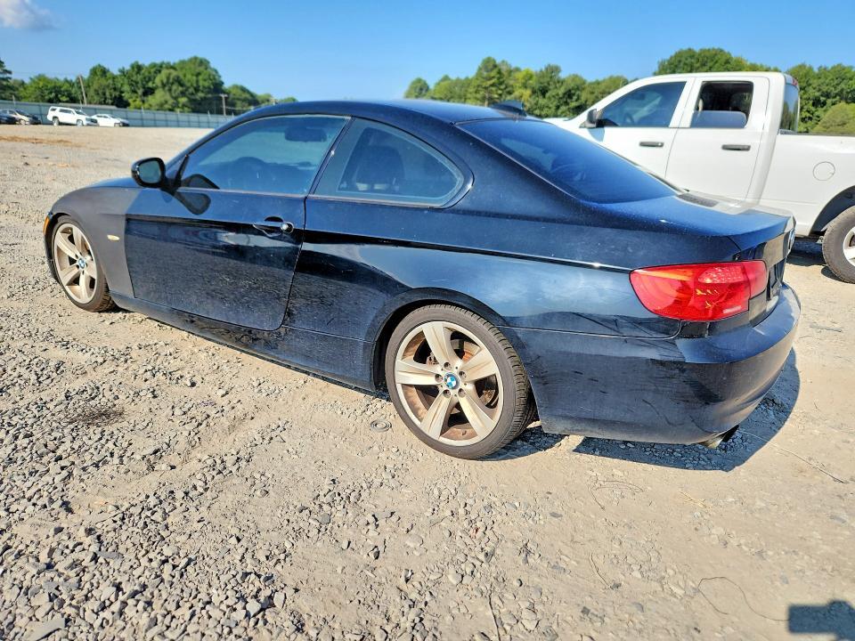 2011 BMW 328 I — Фото 2 из 12