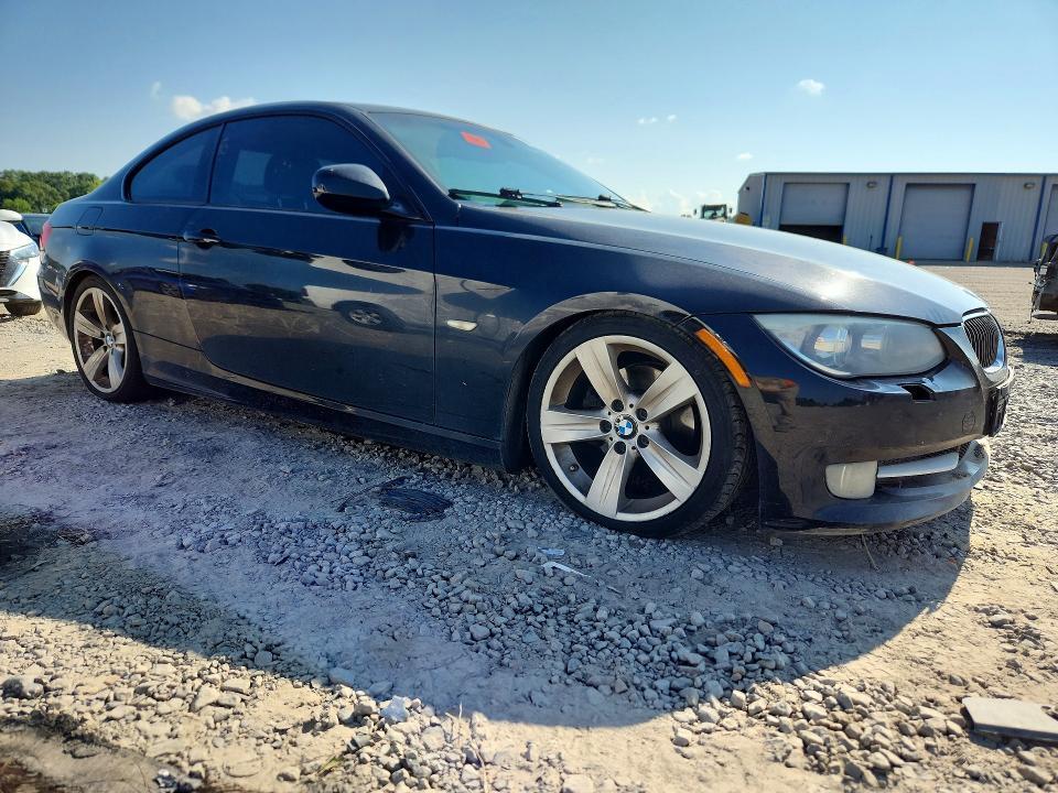 2011 BMW 328 I — Фото 4 из 12