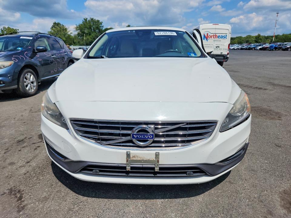 2016 VOLVO S60 PREMIER — Фото 5 из 12