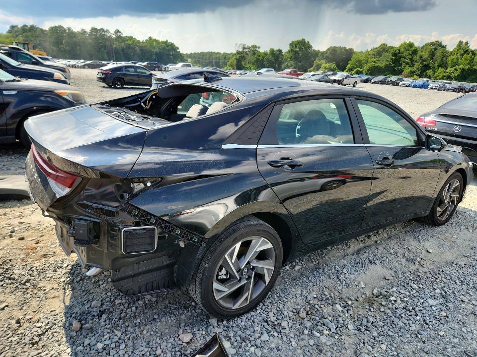 KMHLS4DG9SU020888 2025 HYUNDAI ELANTRA photo no. 3