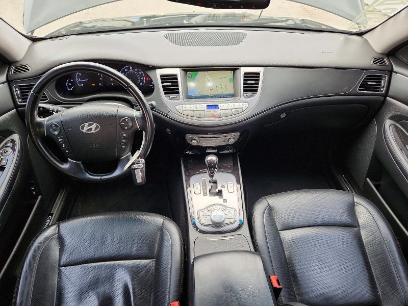 2013 HYUNDAI GENESIS 5.0L — Фото 8 из 12
