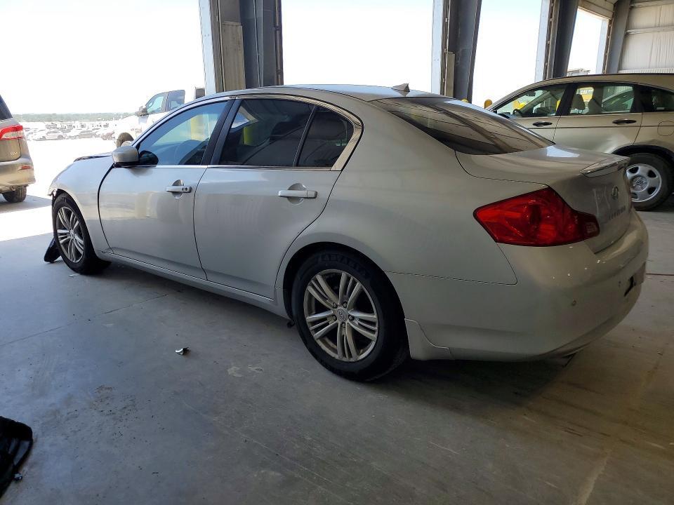 2013 INFINITI G37 SEDAN JOURNEY — Фото 2 из 13