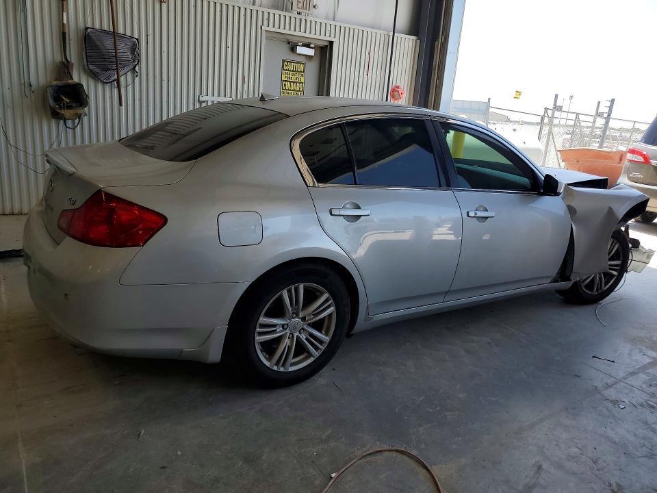 2013 INFINITI G37 SEDAN JOURNEY — Фото 3 из 13
