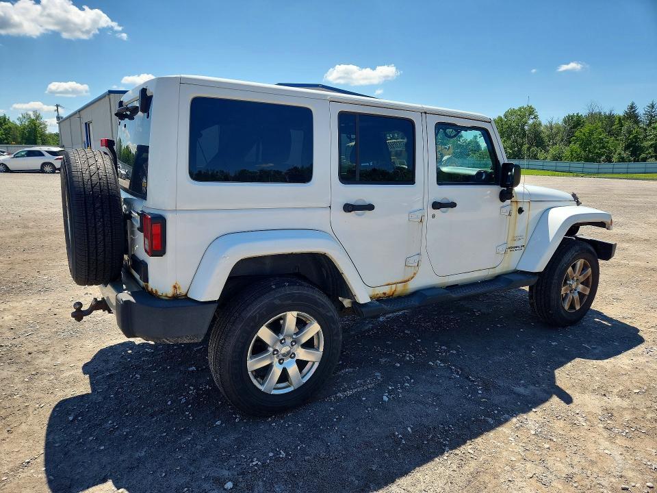 2013 JEEP WRANGLER UNLIMITED SAHARA — Фото 3 из 12
