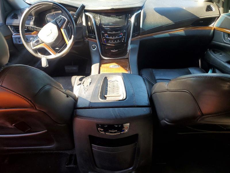 1GYS4BKJ9HR123795 2017 CADILLAC ESCALADE photo no. 8