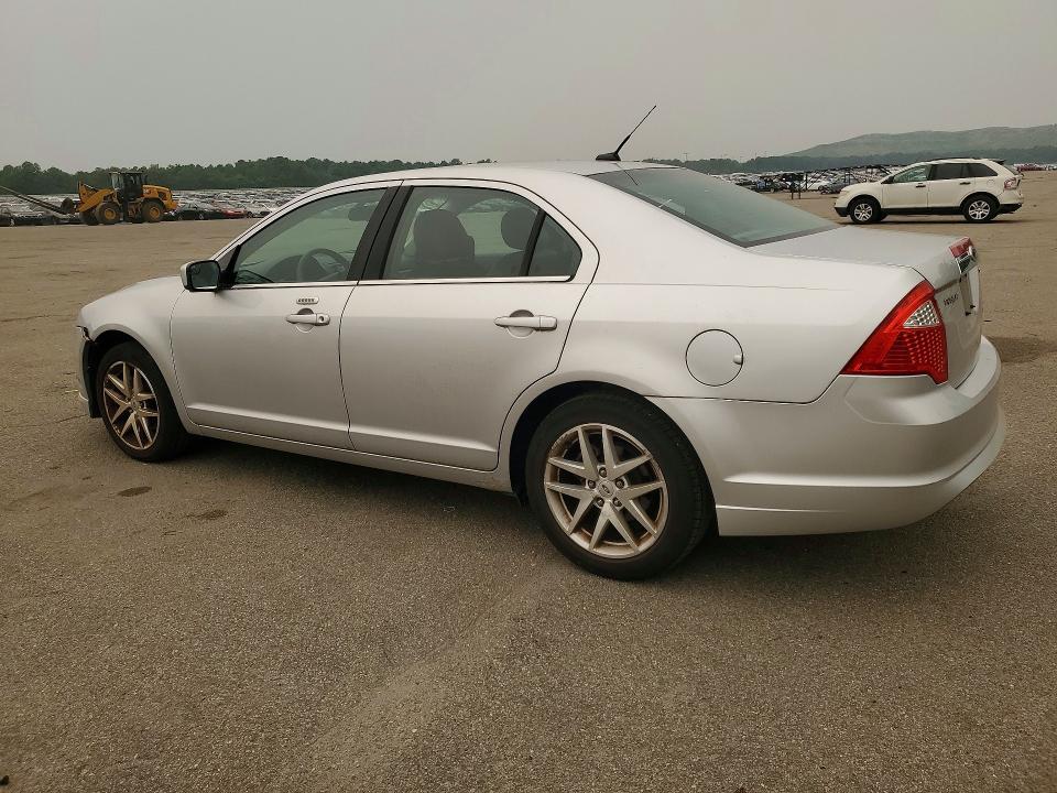3FAHP0JA8BR123527 2011 FORD FUSION photo no. 2