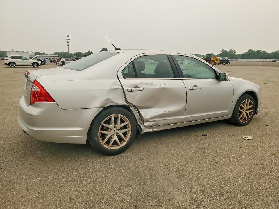 3FAHP0JA8BR123527 2011 FORD FUSION photo no. 3