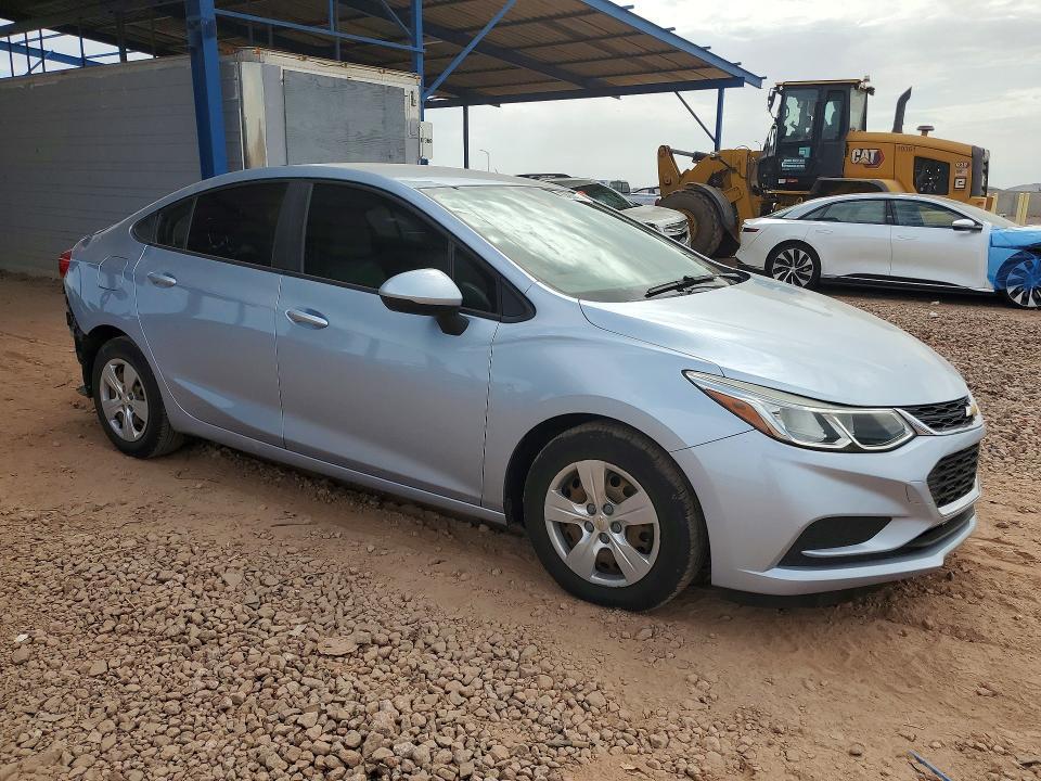 2017 CHEVROLET CRUZE LS — Фото 4 из 13