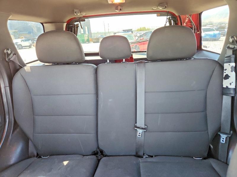 1FMCU9D75BKB66532 2011 FORD ESCAPE photo no. 10