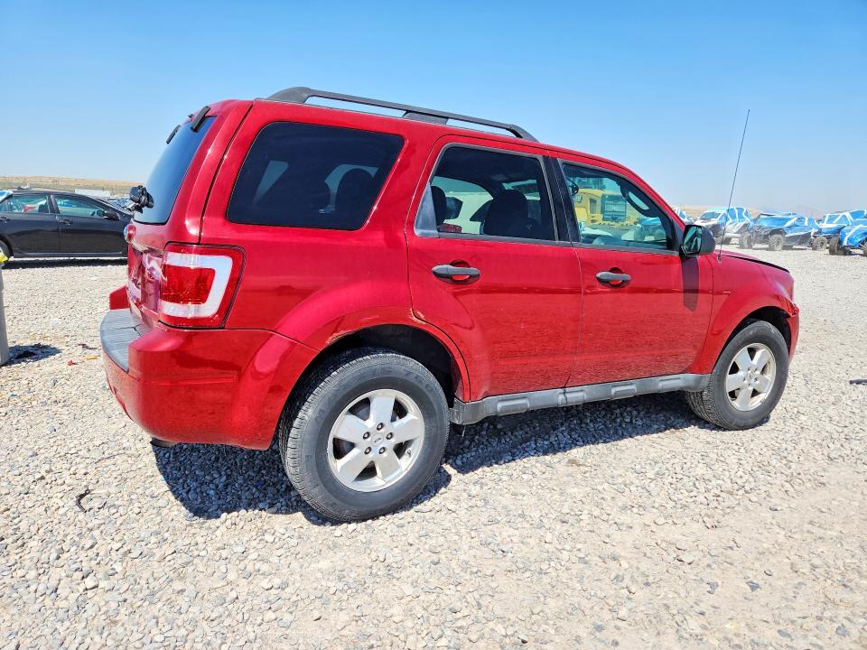 1FMCU9D75BKB66532 2011 FORD ESCAPE photo no. 3