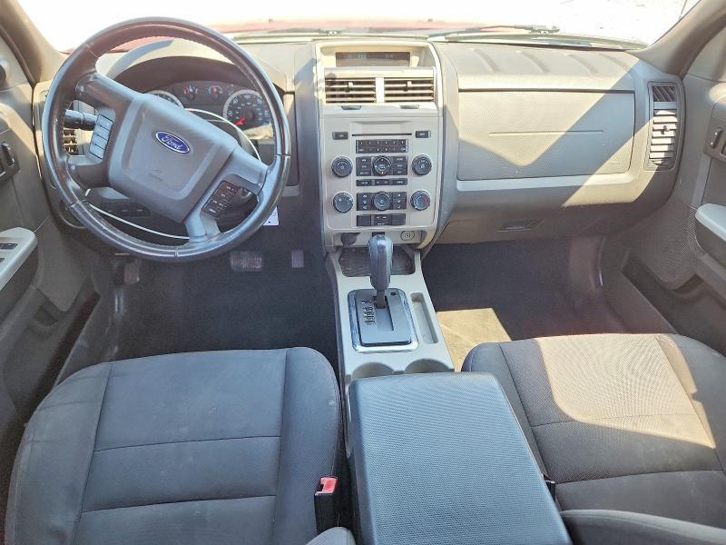 1FMCU9D75BKB66532 2011 FORD ESCAPE photo no. 8