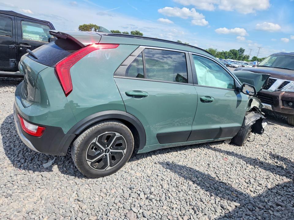 2025 KIA NIRO EX — Фото 3 из 12