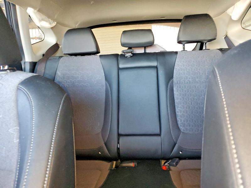 2025 KIA SELTOS S — Фото 10 из 13