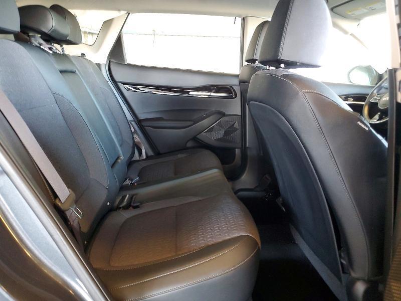 2025 KIA SELTOS S — Фото 11 из 13
