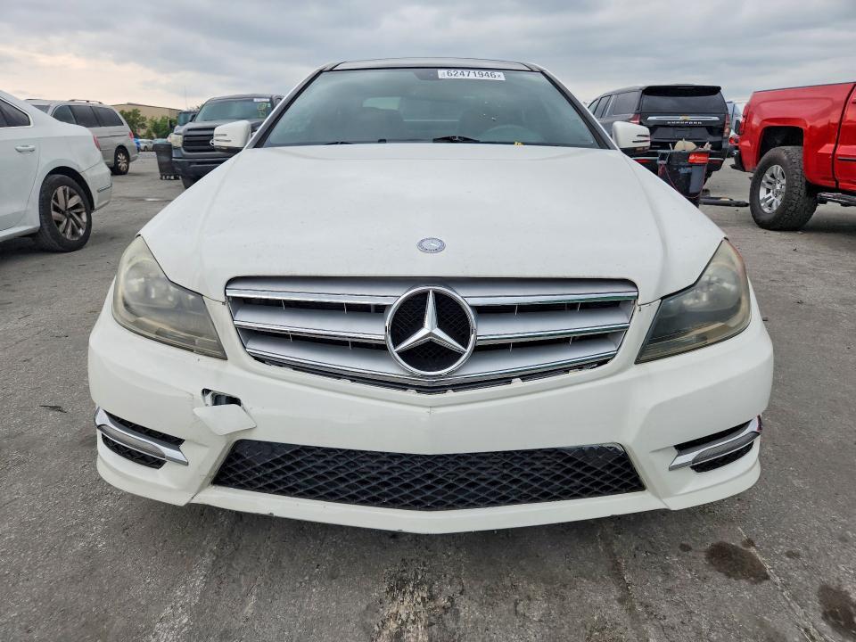 2013 MERCEDES-BENZ C 250 — Фото 5 из 12