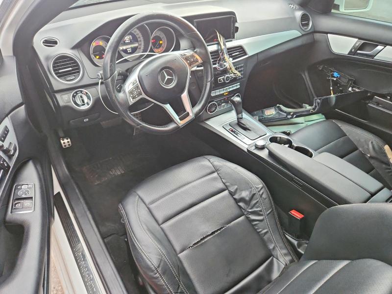 2013 MERCEDES-BENZ C 250 — Фото 8 из 12