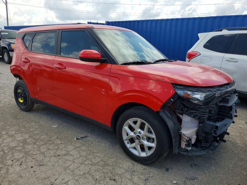 KNDJ23AU6S7265694 2025 KIA SOUL photo no. 4