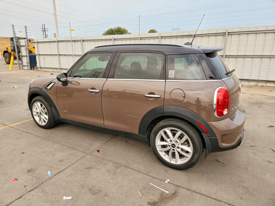 2013 MINI COOPER S COUNTRYMAN — Фото 2 из 12