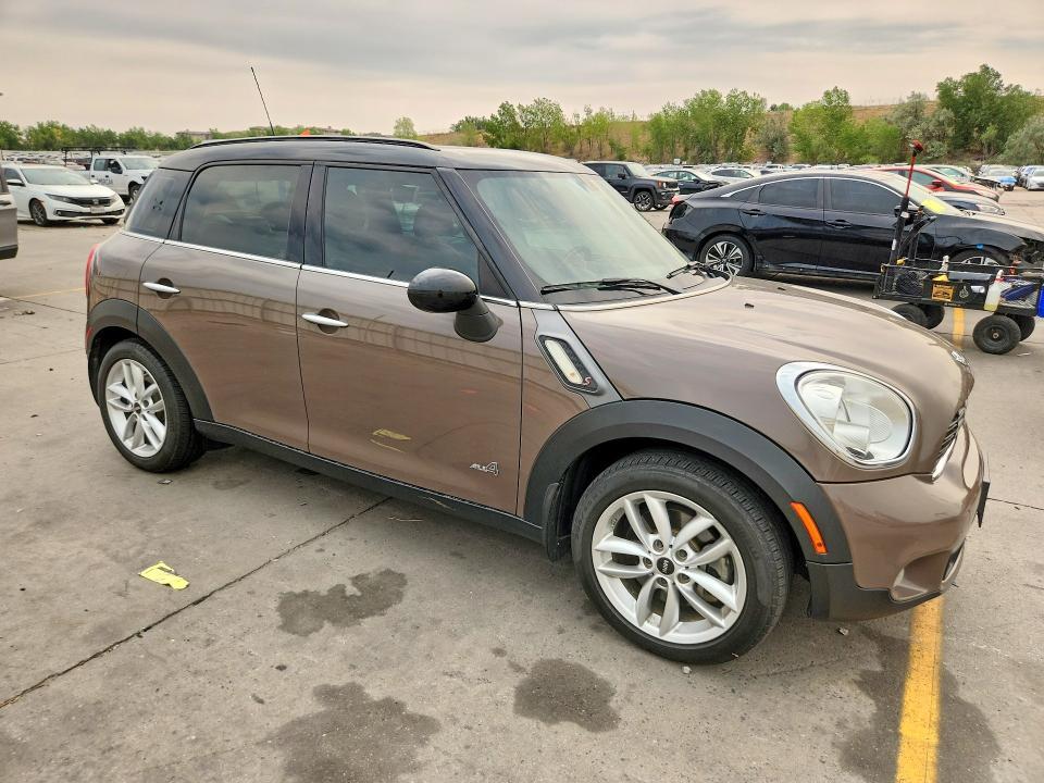 2013 MINI COOPER S COUNTRYMAN — Фото 4 из 12