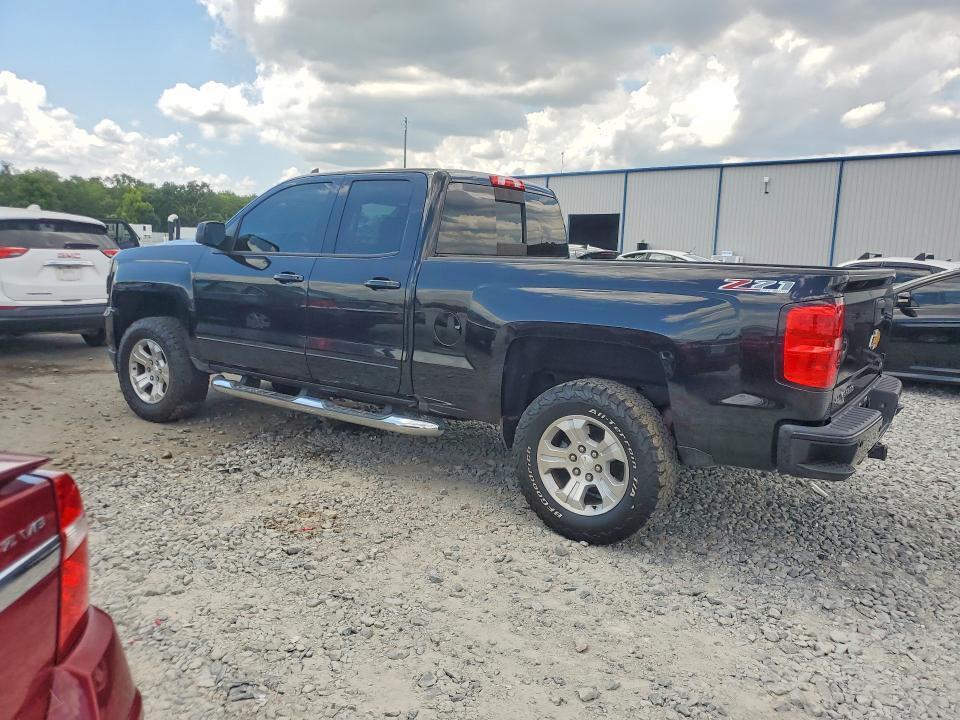 1GCVKREC7HZ362003 2017 CHEVROLET SILVERADO photo no. 2
