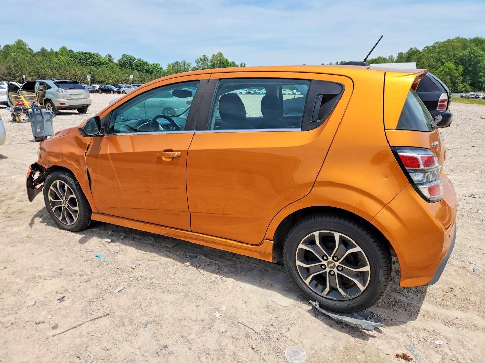 2017 CHEVROLET SONIC LT — Фото 2 из 12