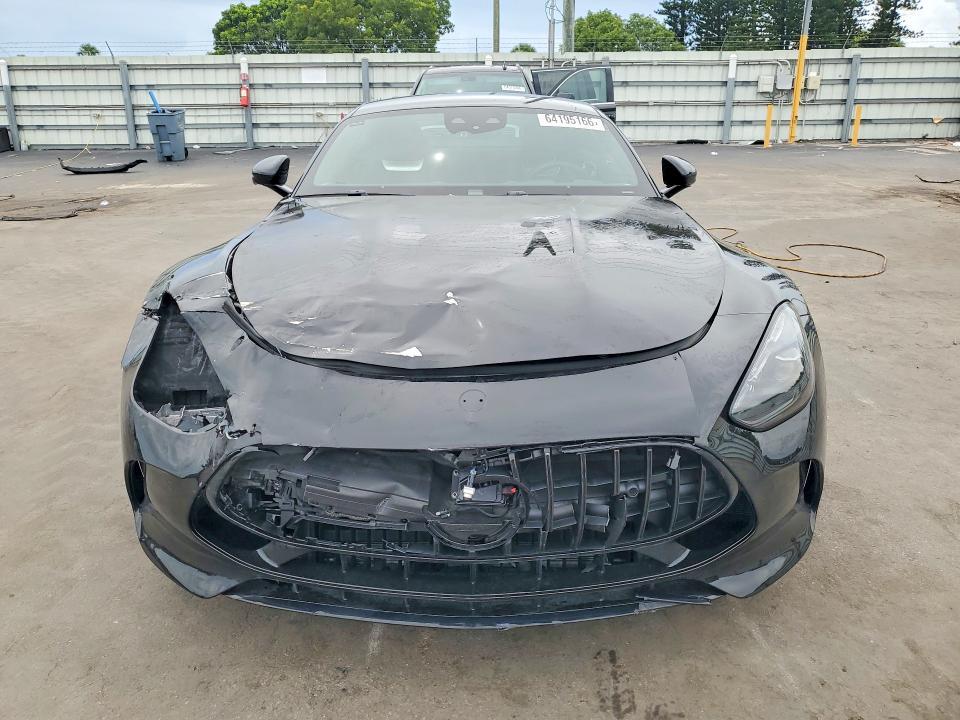 2025 MERCEDES-BENZ AMG GT 63 — Фото 5 из 12