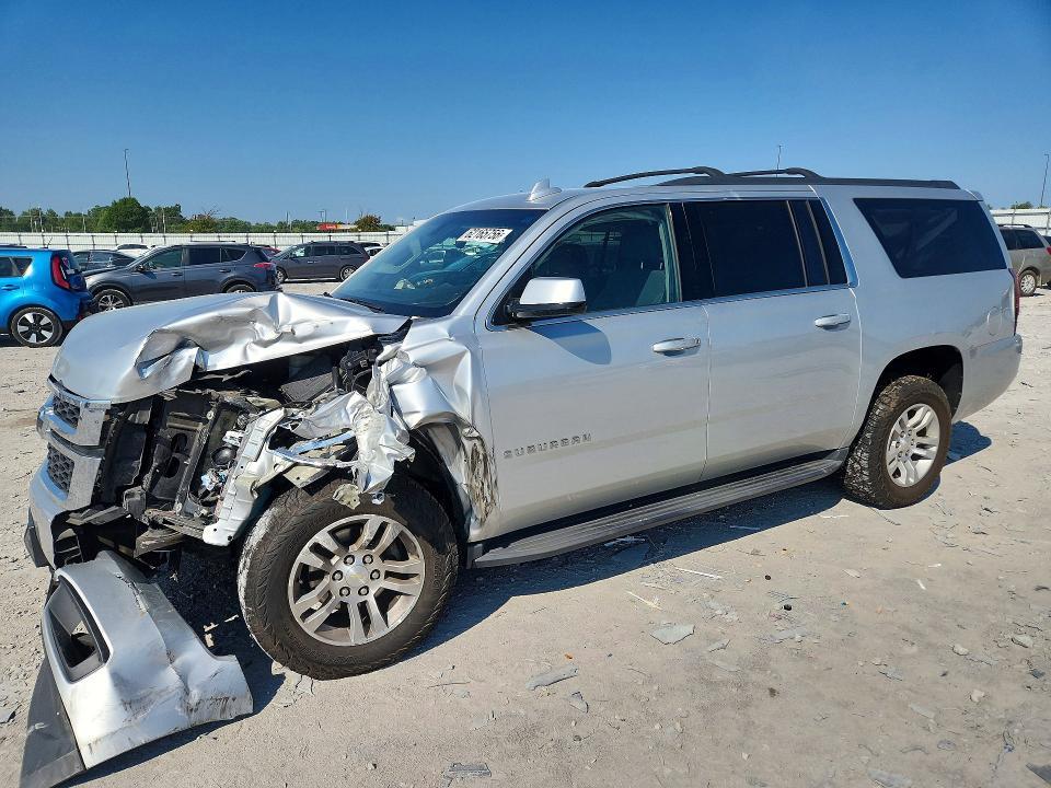 2017 CHEVROLET SUBURBAN C1500 LS — Фото 2 из 16