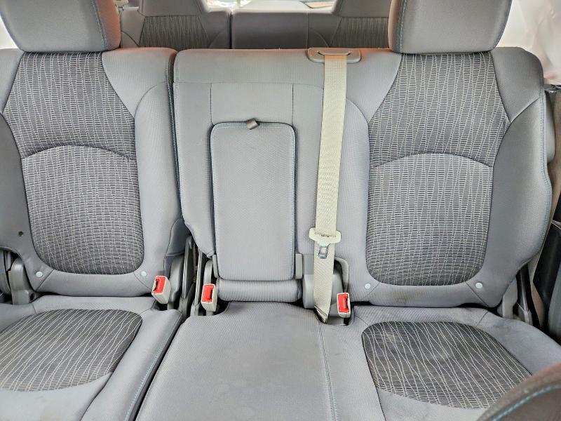 1GNKRFED6HJ240938 2017 CHEVROLET TRAVERSE photo no. 10