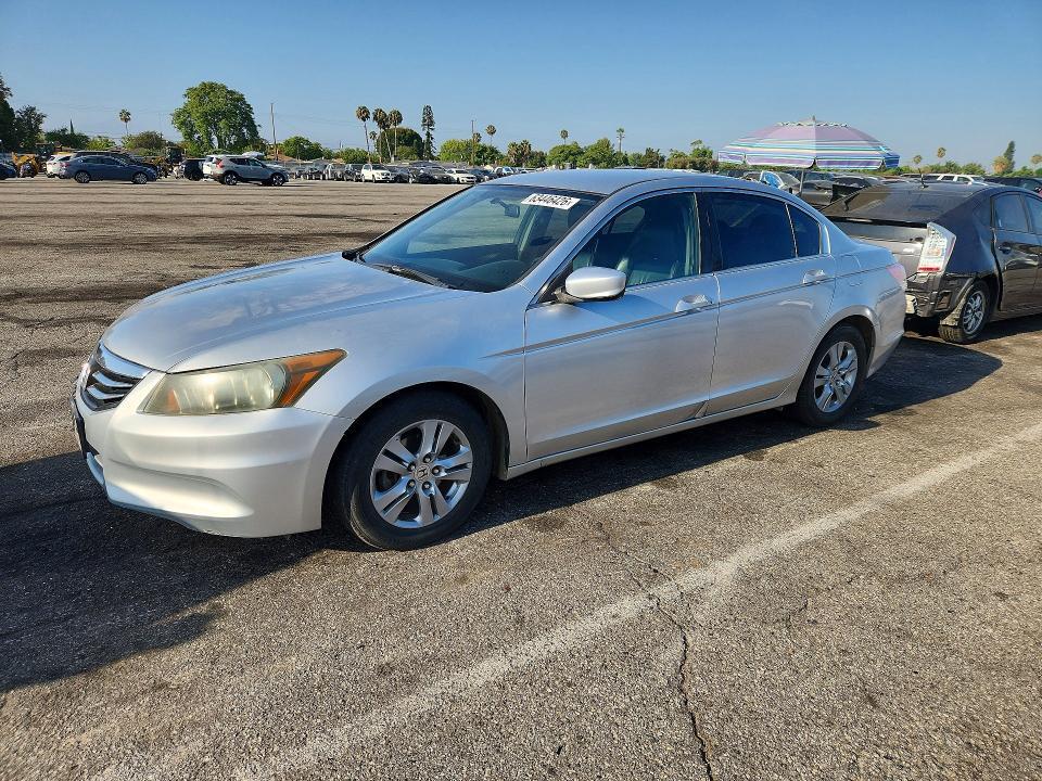 1HGCP2F61BA002595 2011 HONDA ACCORD photo no. 1