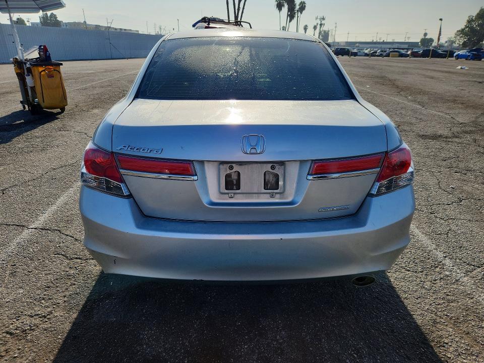 1HGCP2F61BA002595 2011 HONDA ACCORD photo no. 6