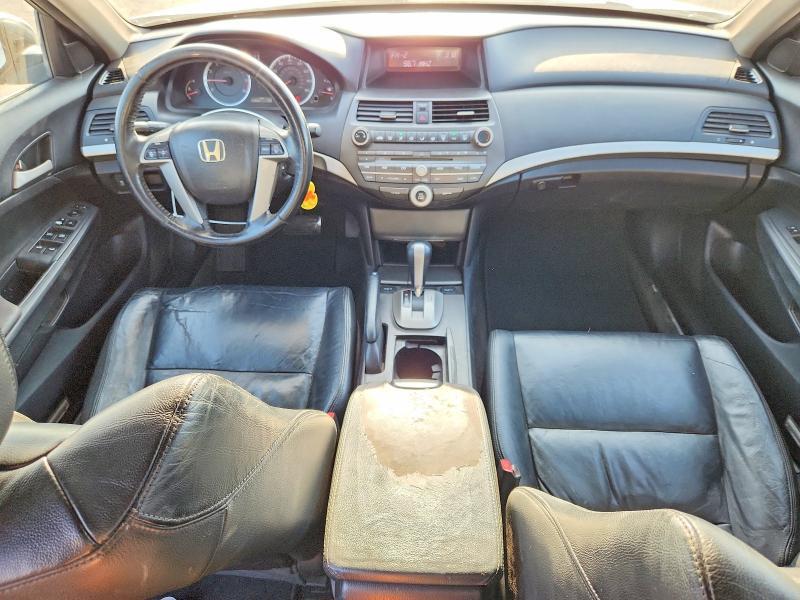 1HGCP2F61BA002595 2011 HONDA ACCORD photo no. 8
