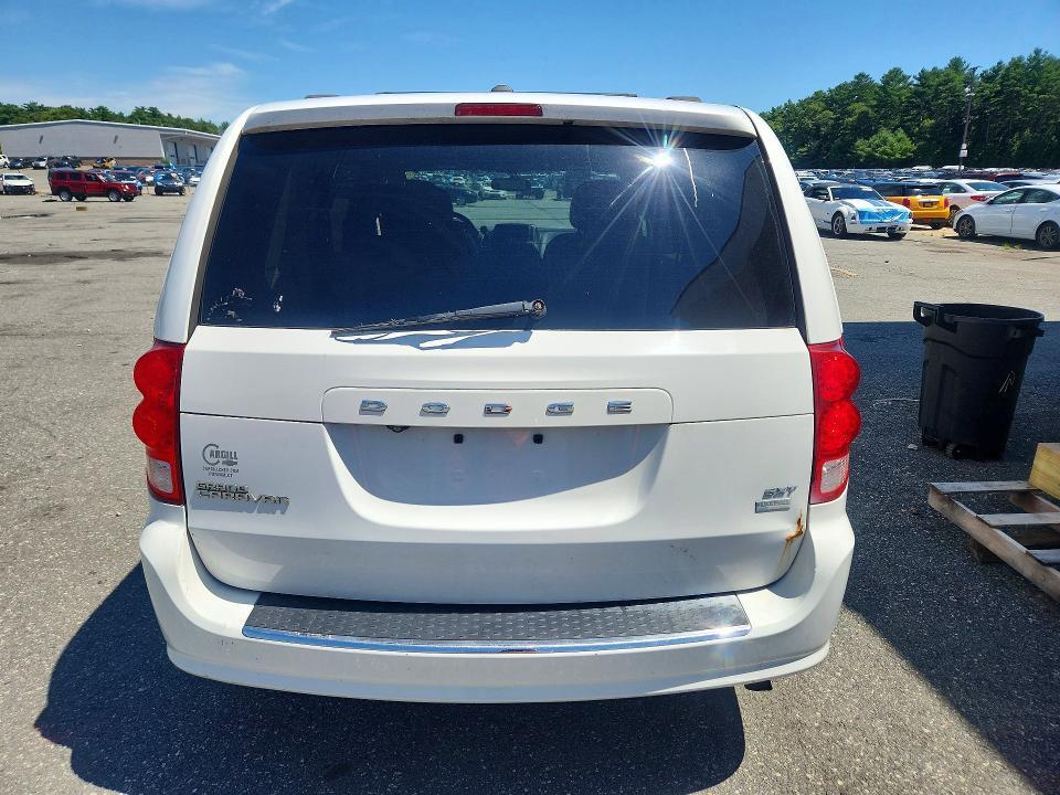 2017 DODGE GRAND CARAVAN SXT — Фото 6 из 13