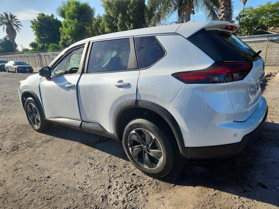 5N1BT3BA7SC776369 2025 NISSAN ROGUE photo no. 2