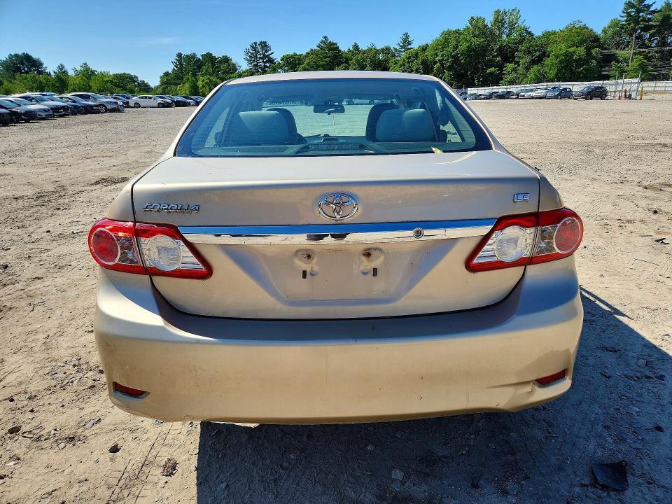 2T1BU4EE0DC027302 2013 TOYOTA COROLLA photo no. 6