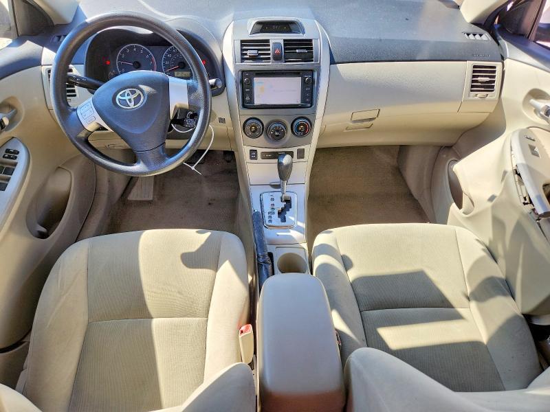 2T1BU4EE0DC027302 2013 TOYOTA COROLLA photo no. 8