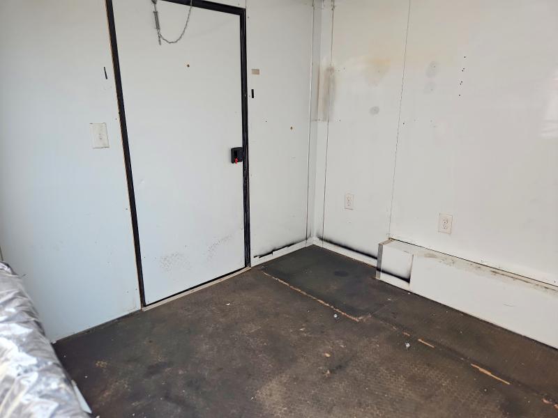 2025 QUALITY CARGO 8.5X14TA ENCLOSED CARGO TRAILER — Фото 6 из 10