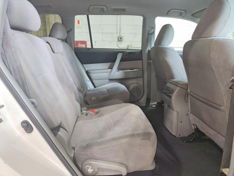 5TDBK3EH9DS248737 2013 TOYOTA HIGHLANDER photo no. 11