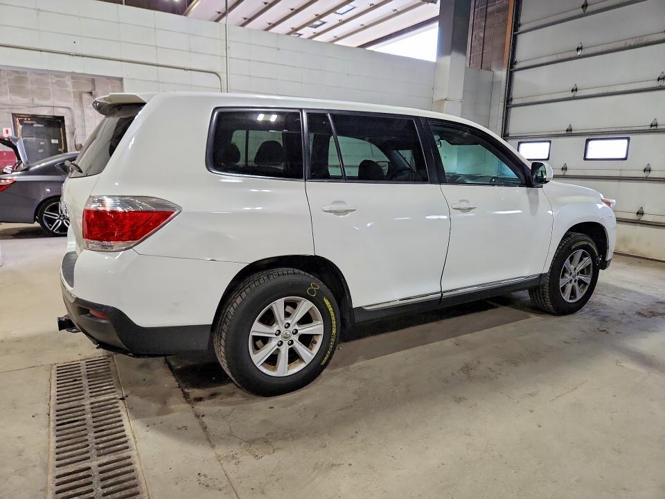 5TDBK3EH9DS248737 2013 TOYOTA HIGHLANDER photo no. 3